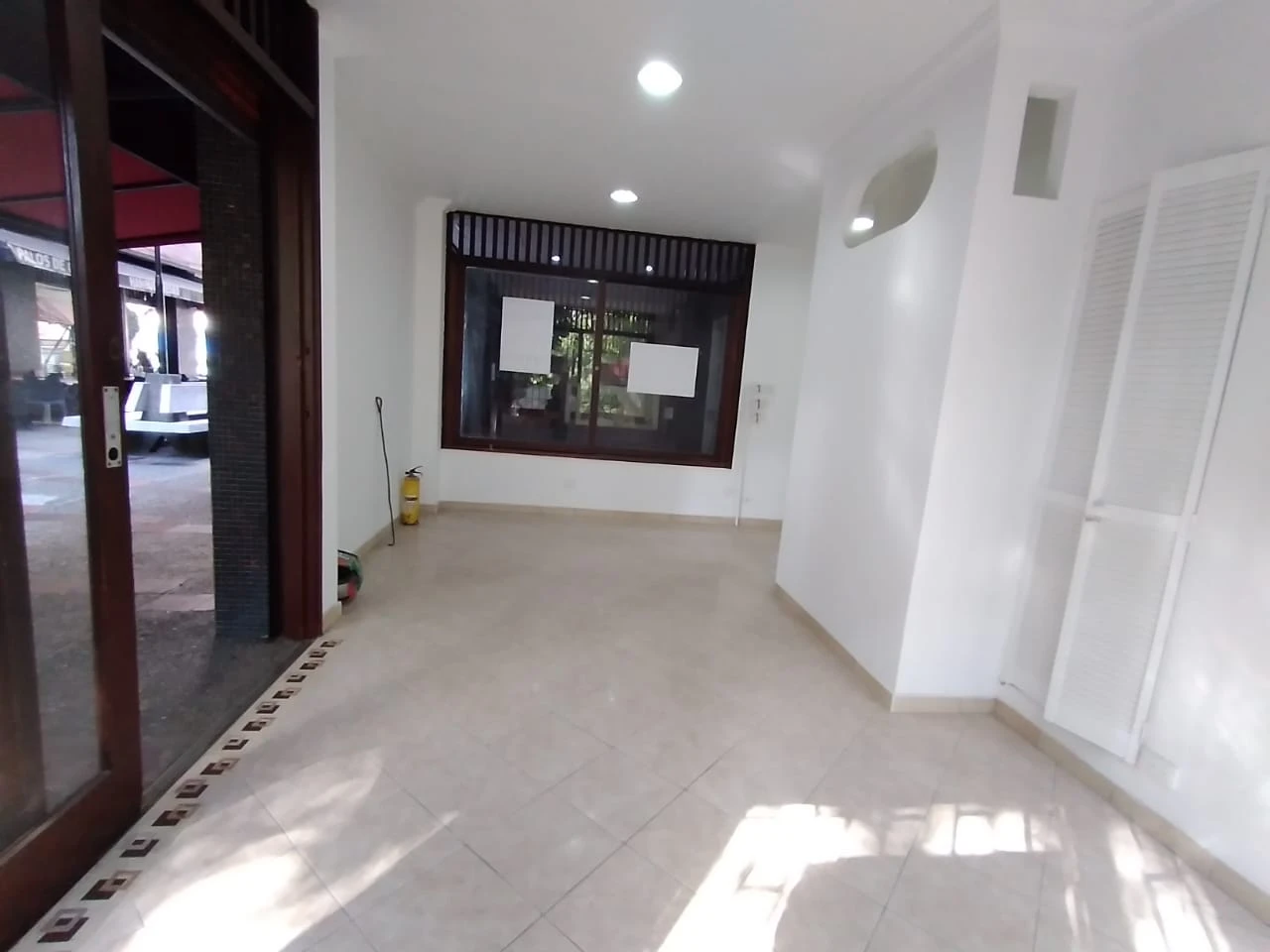 LOCAL COMERCIAL  EN ARRIENDO