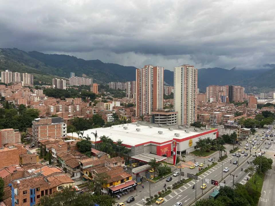 Apartamento en arriendo sector Madera