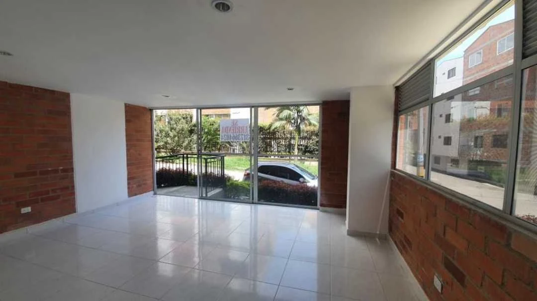 Local en arriendo Copacabana