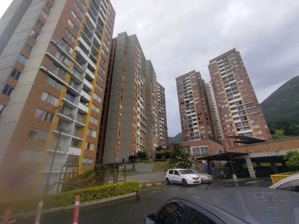 Apartamento en venta en villas del sol Avellaneda
