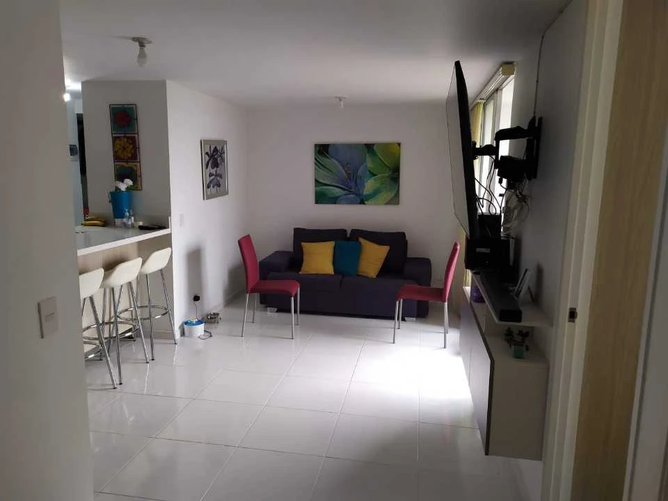 Se arrienda apartamento cerca ala estacion madera via machado