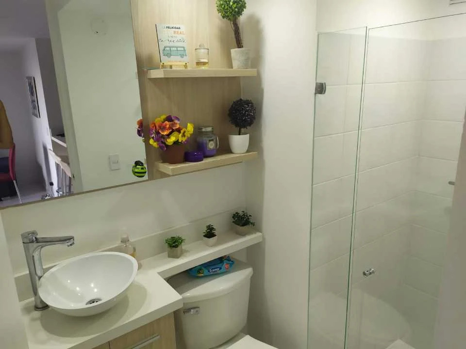 Se arrienda apartamento cerca ala estacion madera via machado