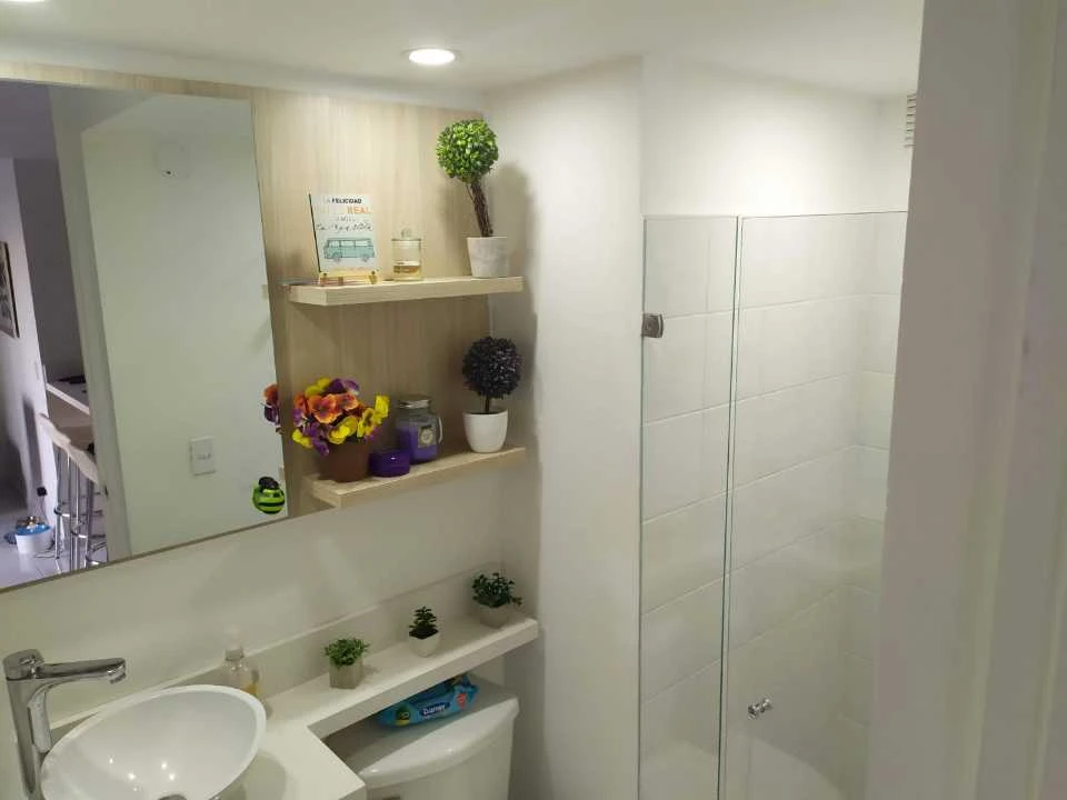 Se arrienda apartamento cerca ala estacion madera via machado