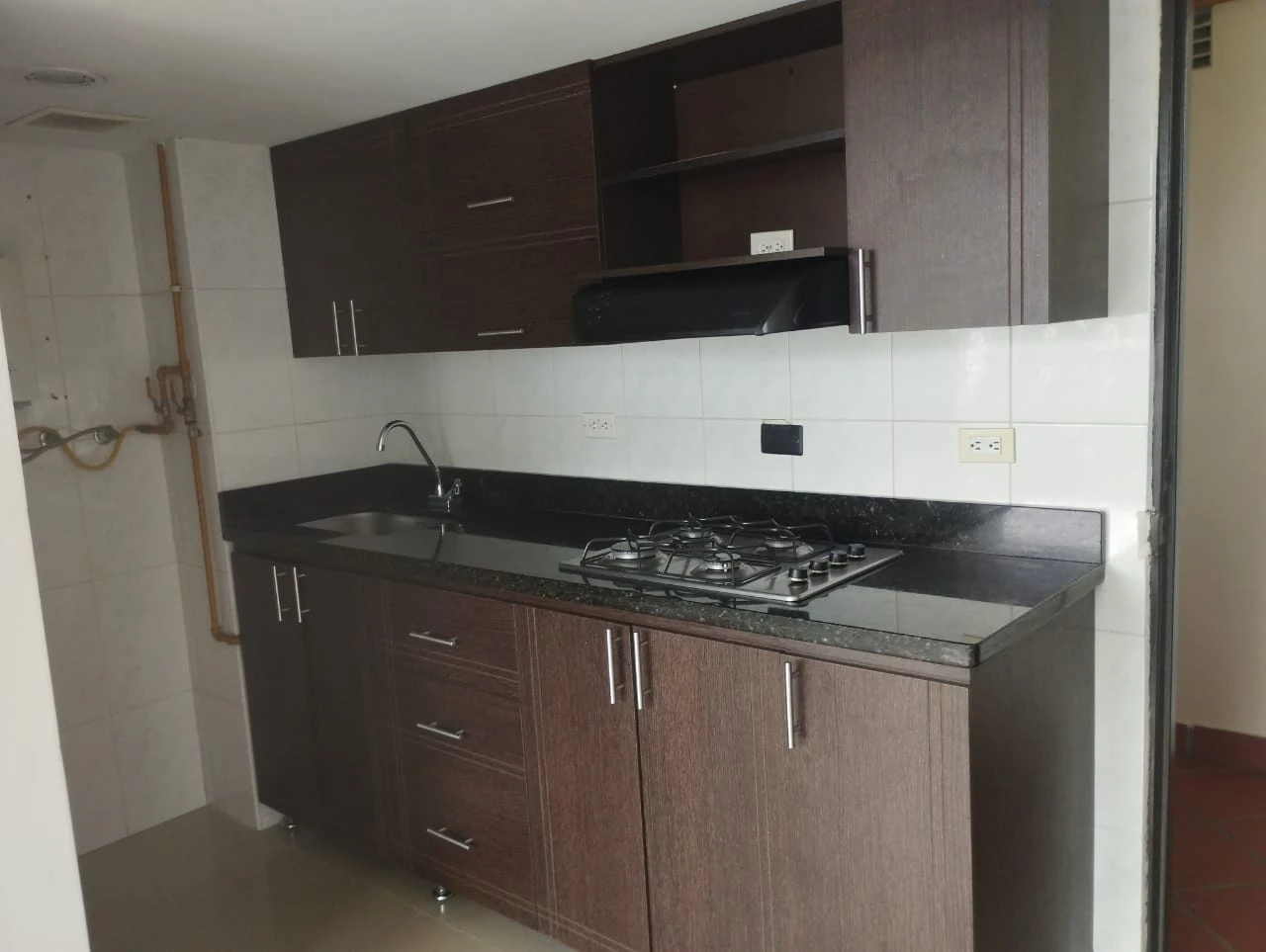 APTO EN ARRIENDO ROBLEDO