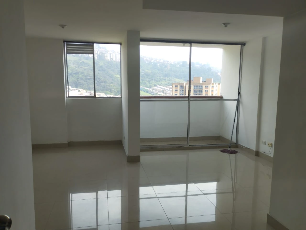 APTO EN ARRIENDO ROBLEDO