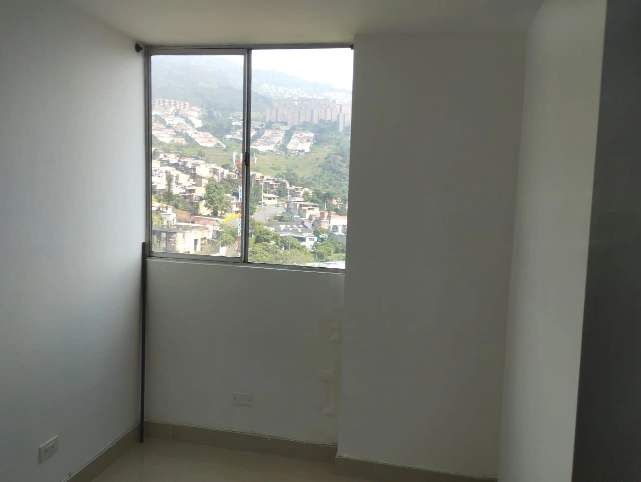 APTO EN ARRIENDO ROBLEDO