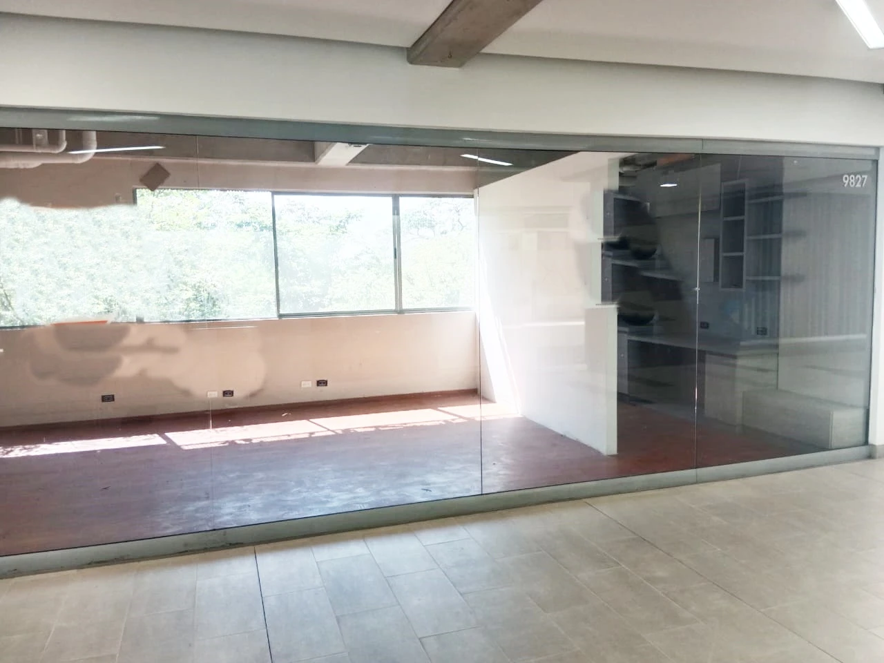 LOCAL COMERCIAL  EN ARRIENDO
