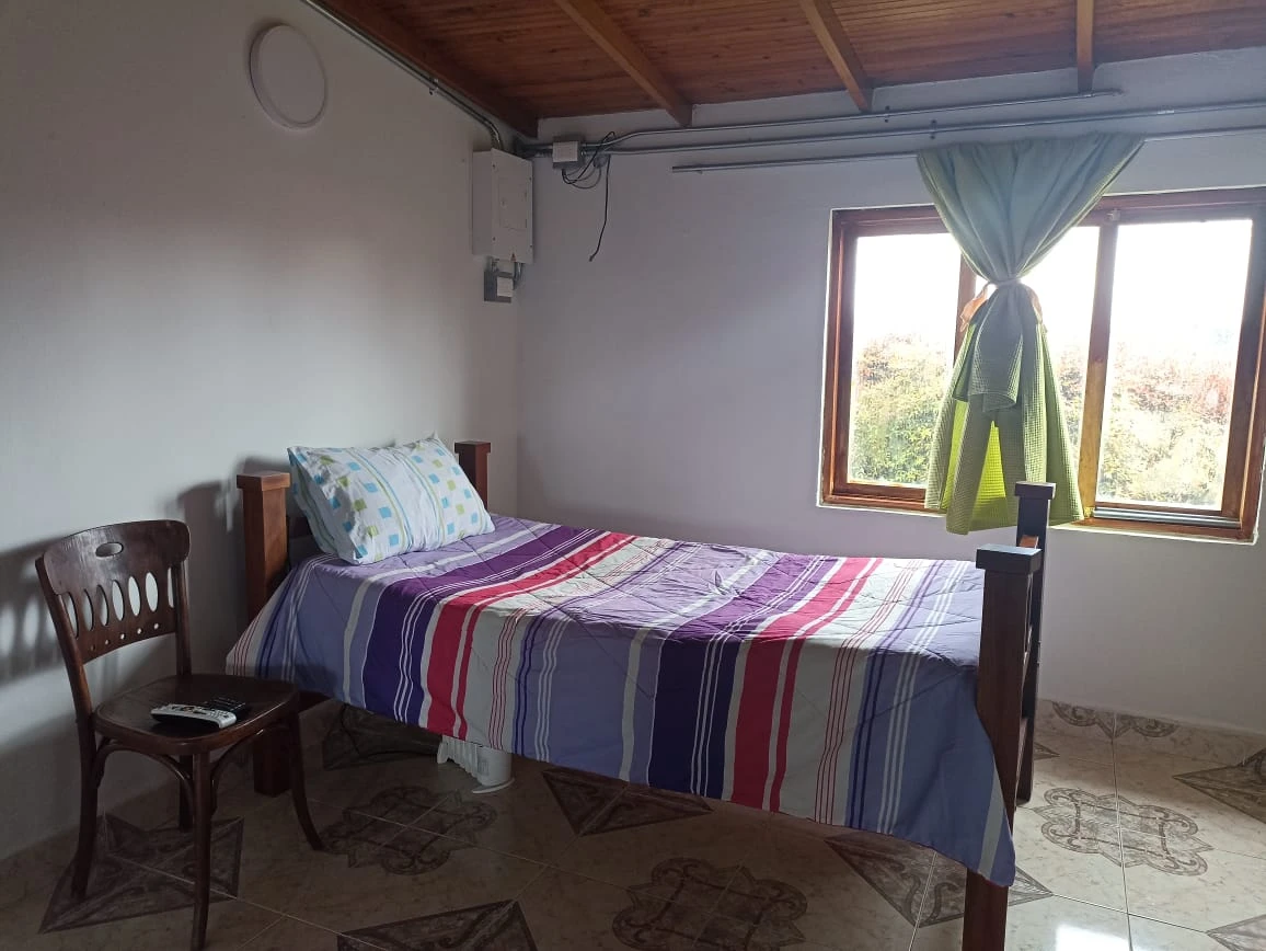 FINCA EN ARRIENDO EN SANTA ELENA 