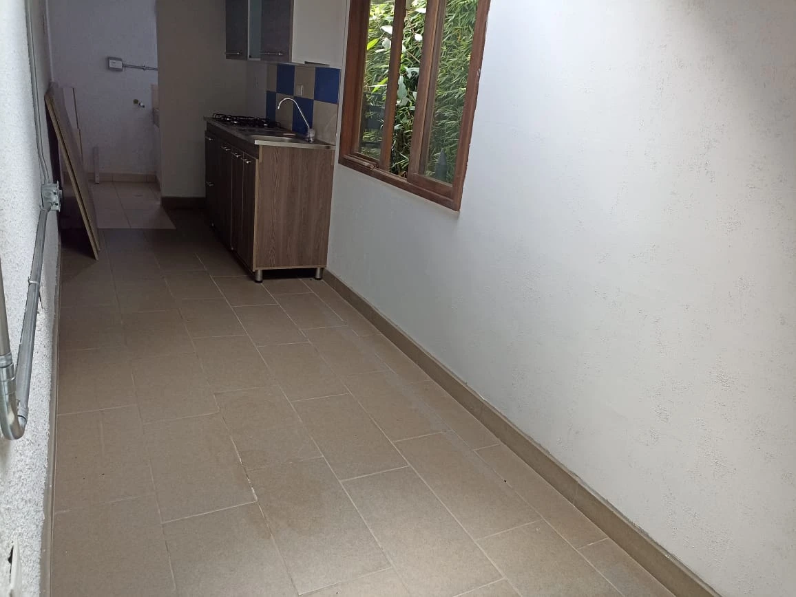 FINCA EN ARRIENDO EN SANTA ELENA 
