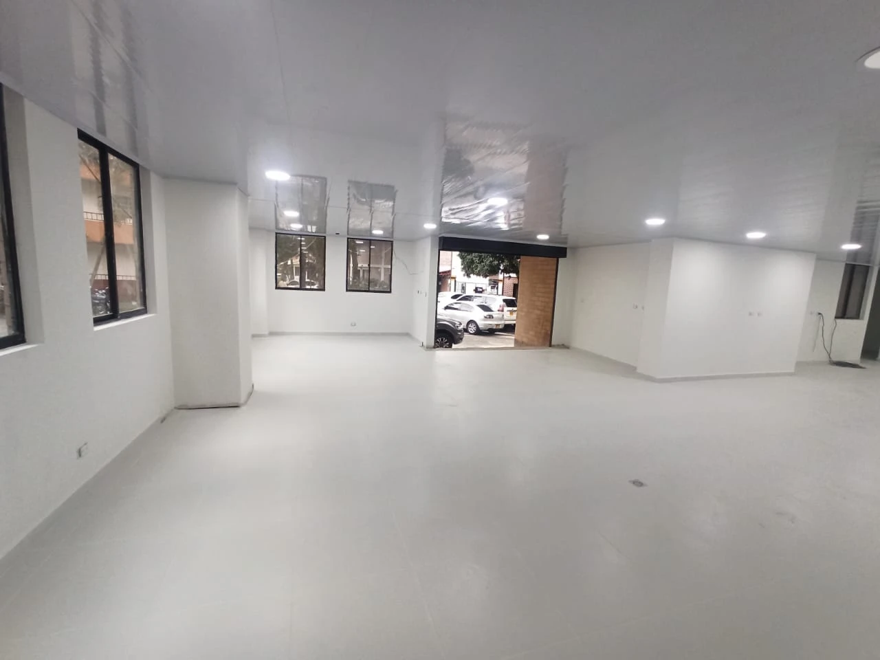 local en arriendo sector las flores-envigado