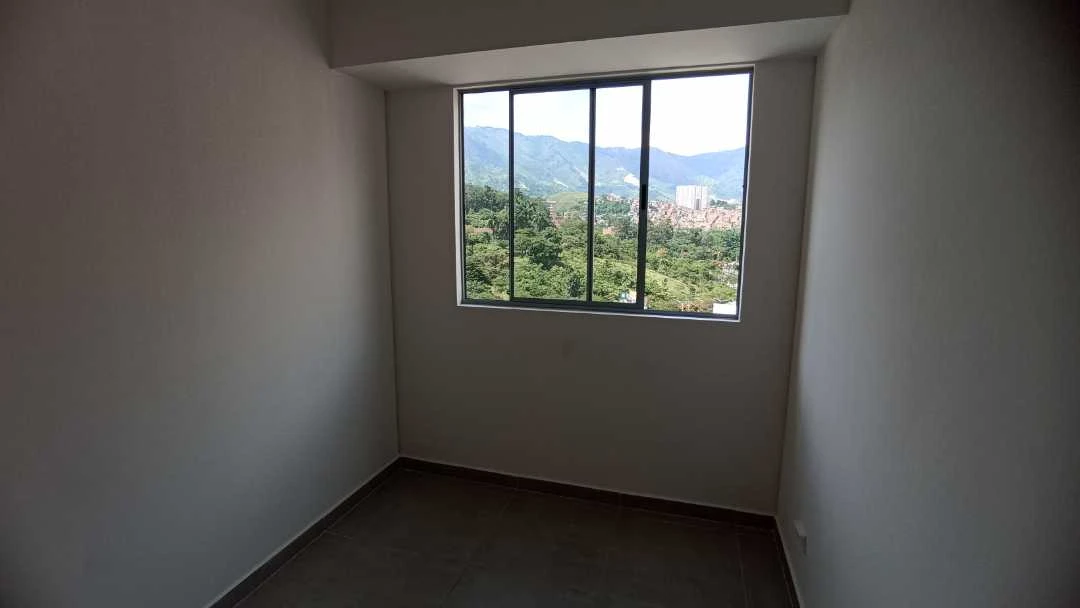Se arrienda apartamento en sector ciudadela fabricato