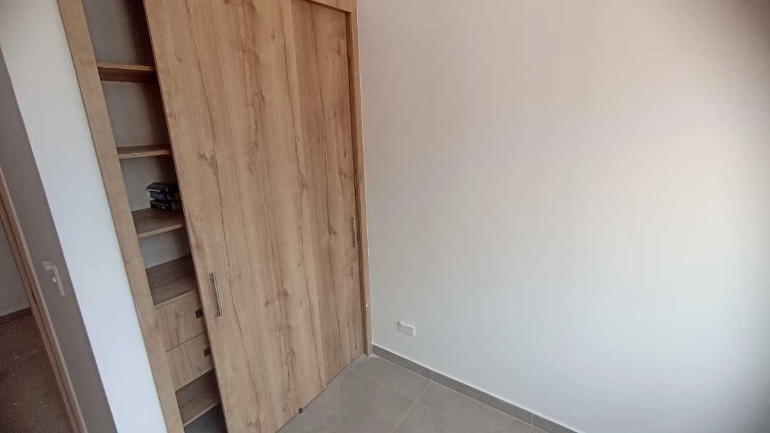 Se arrienda apartamento en sector ciudadela fabricato