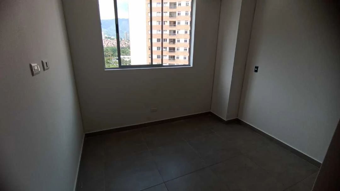 Se arrienda apartamento en sector ciudadela fabricato
