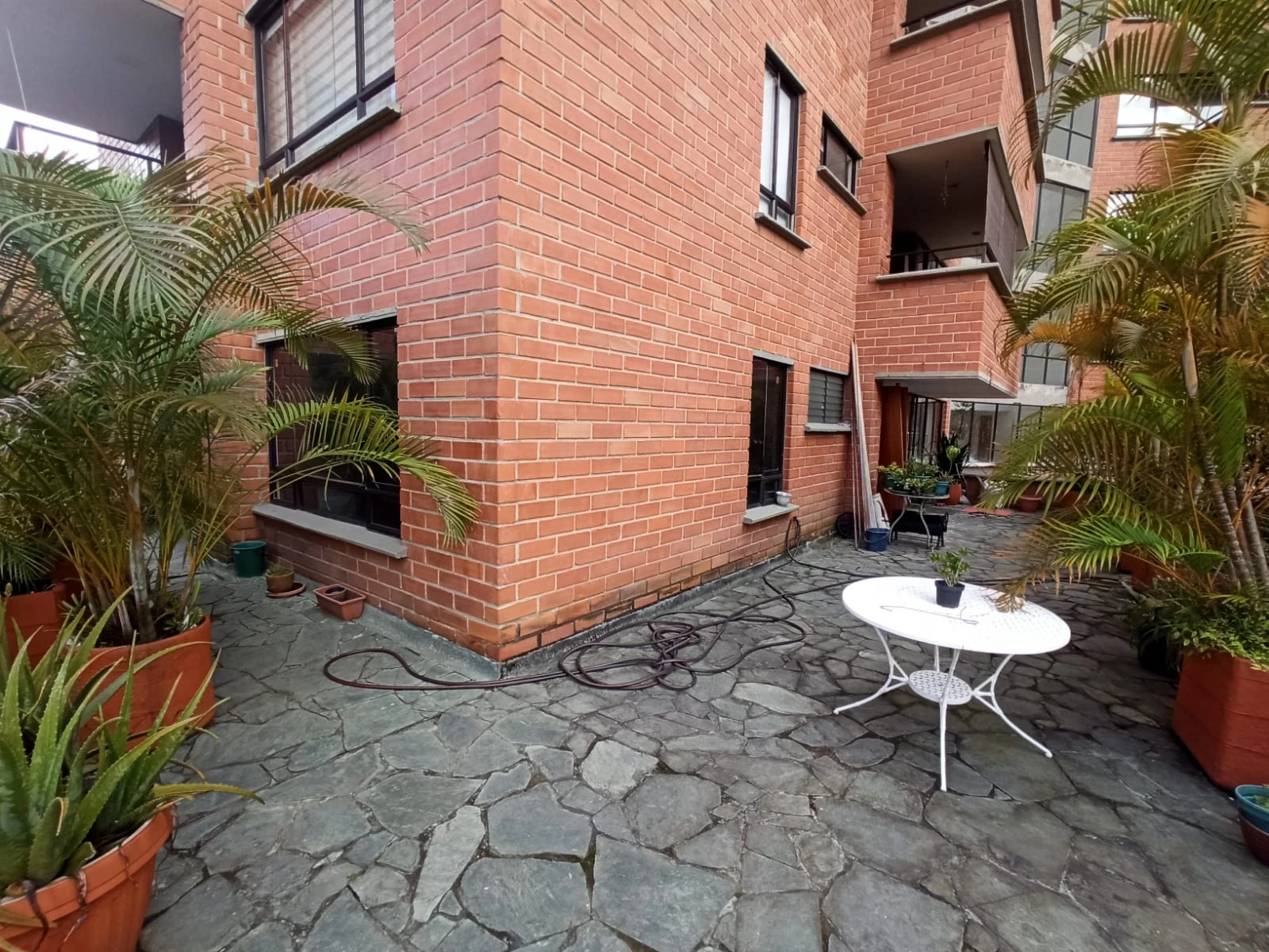 apartamento en arriendo sector las santas