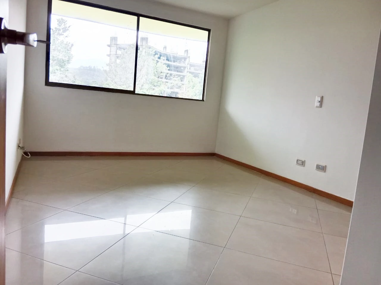 ARRIENDO APARTAMENTO