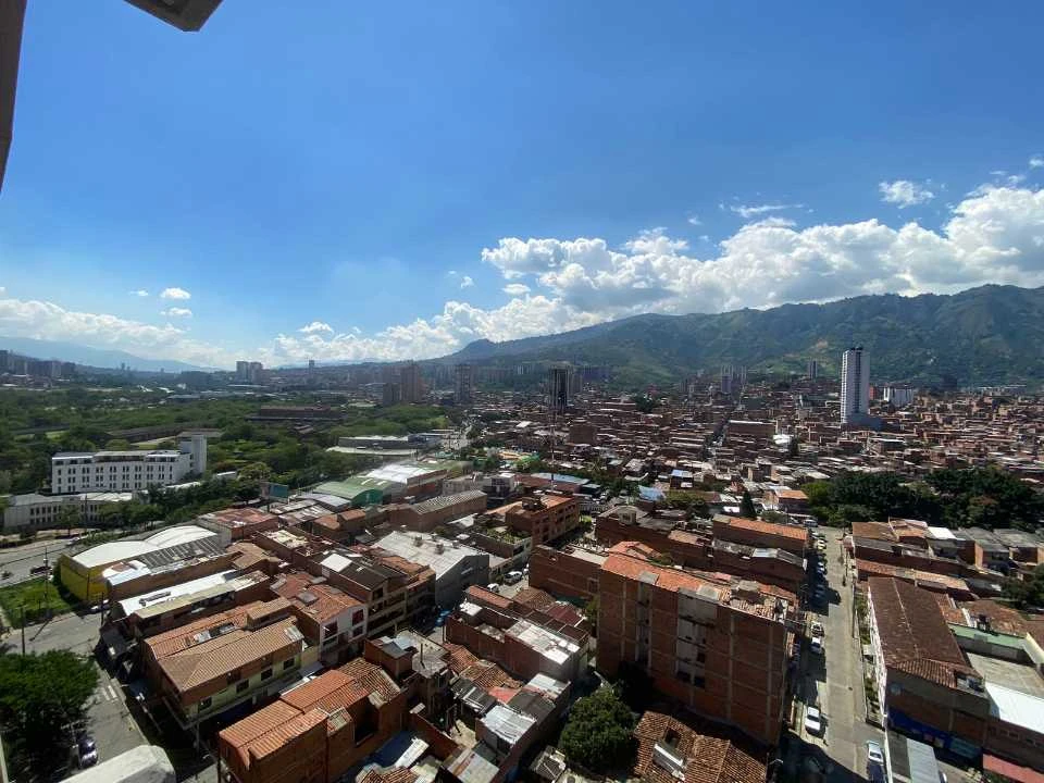 Apartamento en arriendo sector Niquia