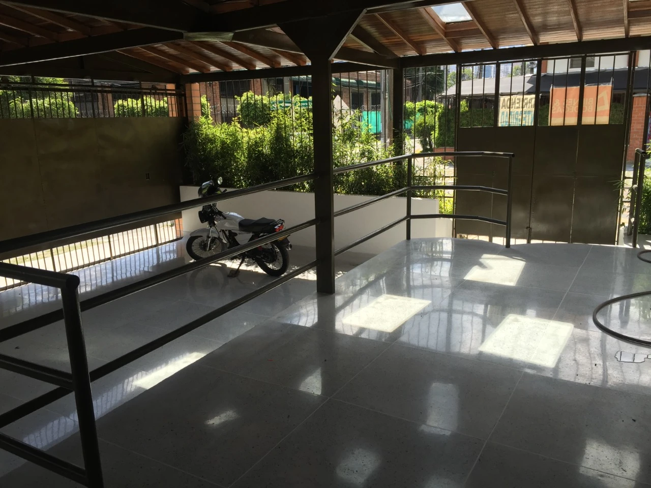 LOCAL COMERCIAL  CEIBAS DEL SUR