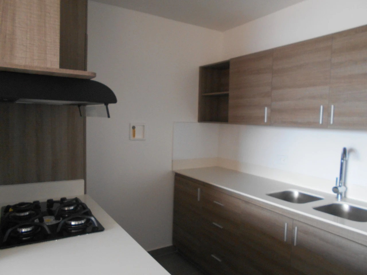 apartaestudio en arriendo sector loma de las brujas
