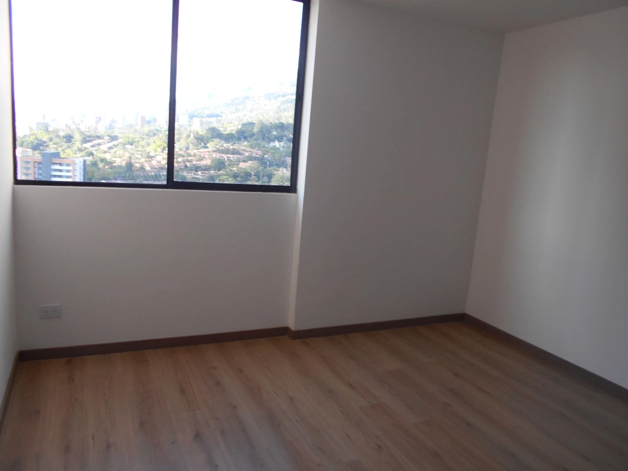 apartaestudio en arriendo sector loma de las brujas