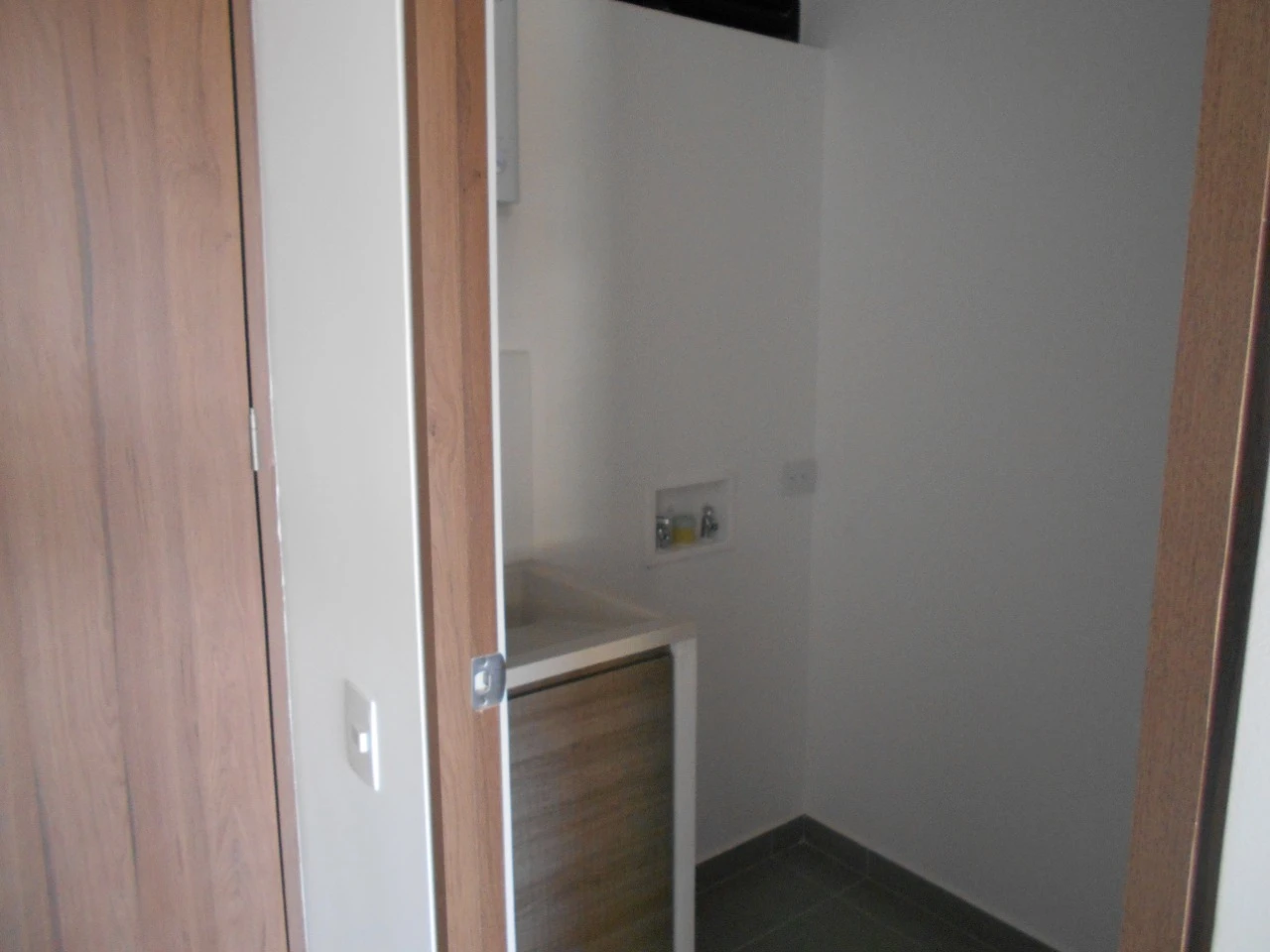 apartaestudio en arriendo sector loma de las brujas