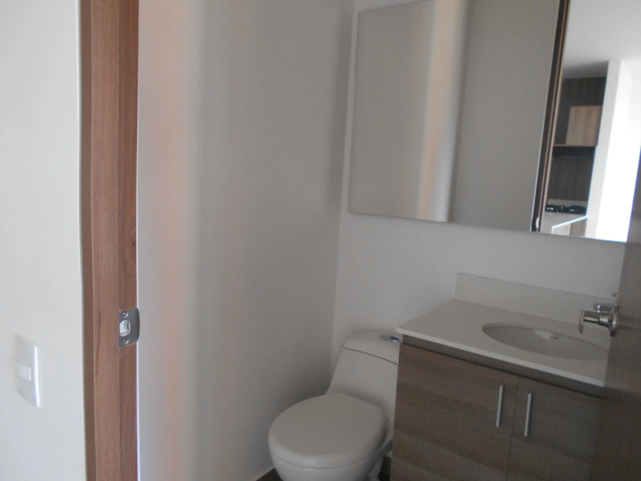 apartaestudio en arriendo sector loma de las brujas