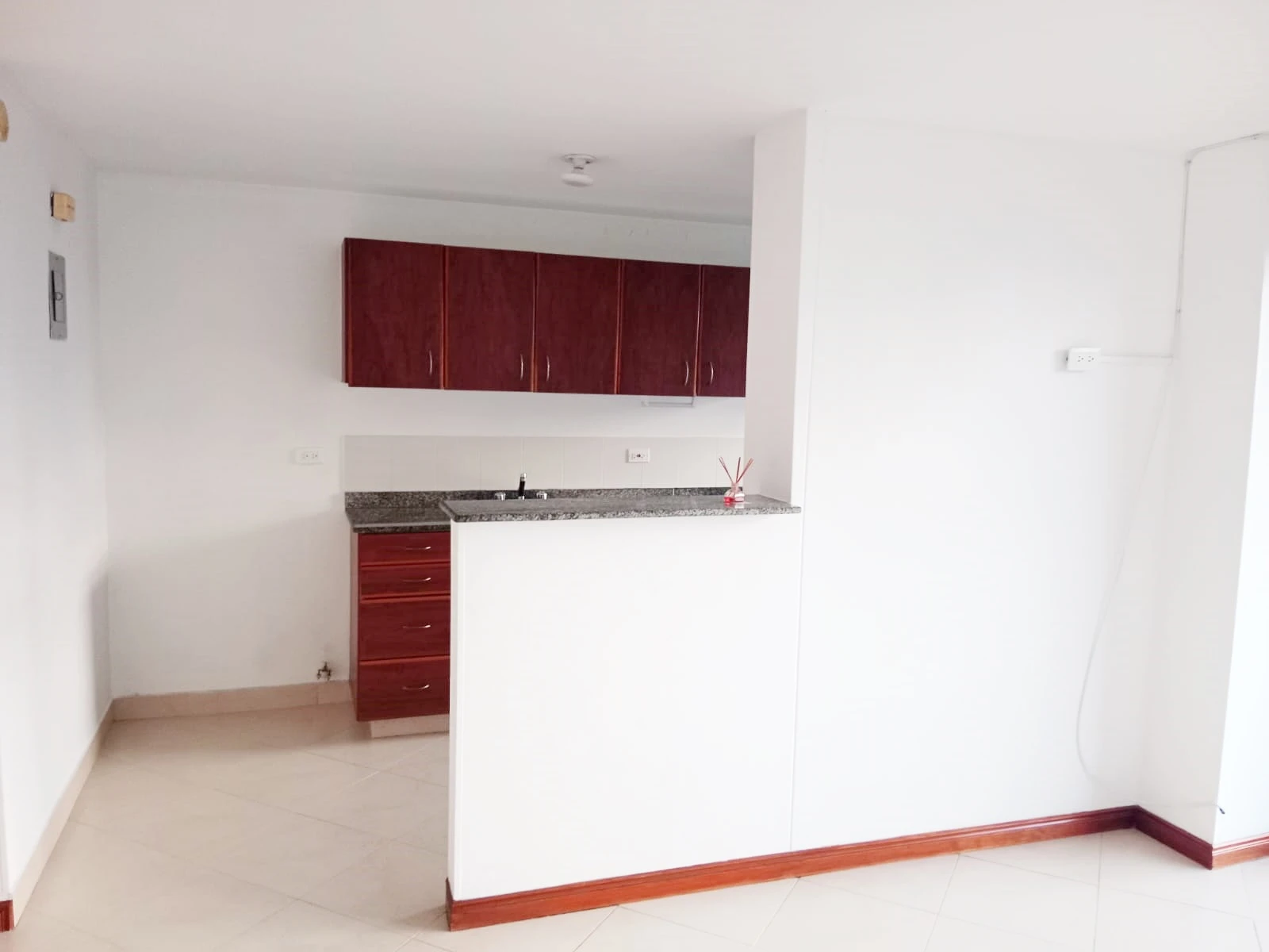 ARRIENDO APARTAMENTO
