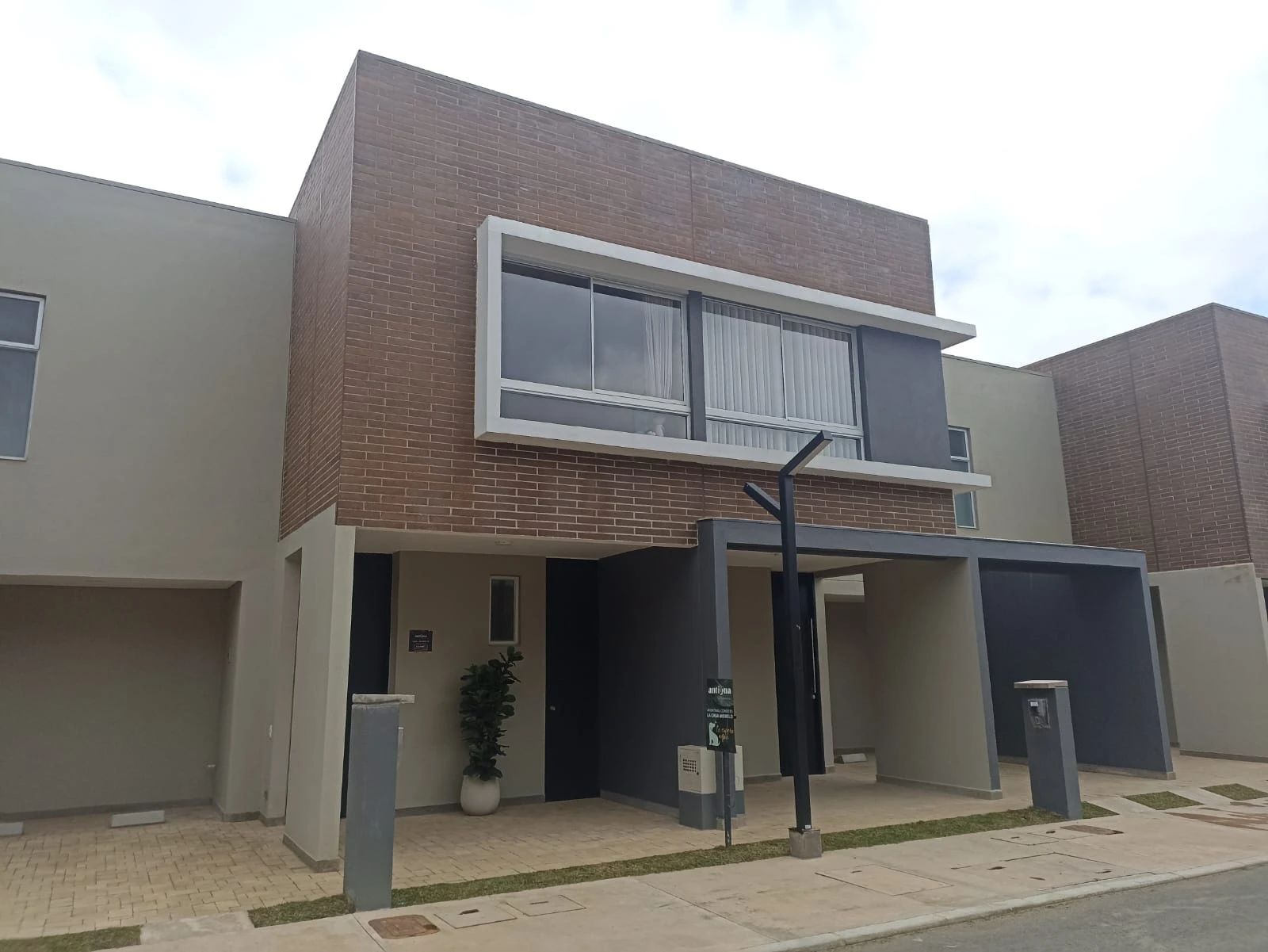 casa en arriendo en la ceja 