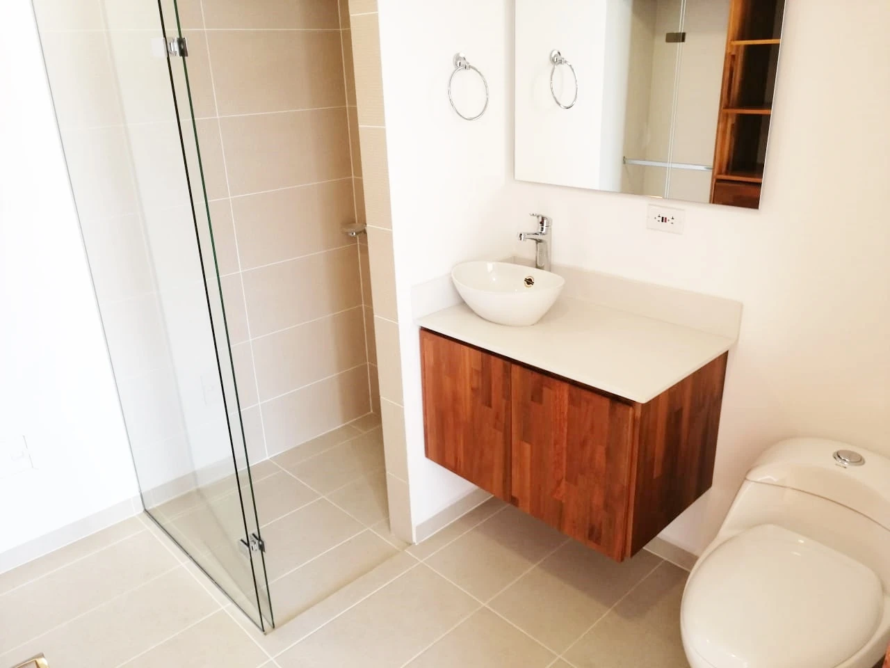 ARRIENDO APARTAMENTO