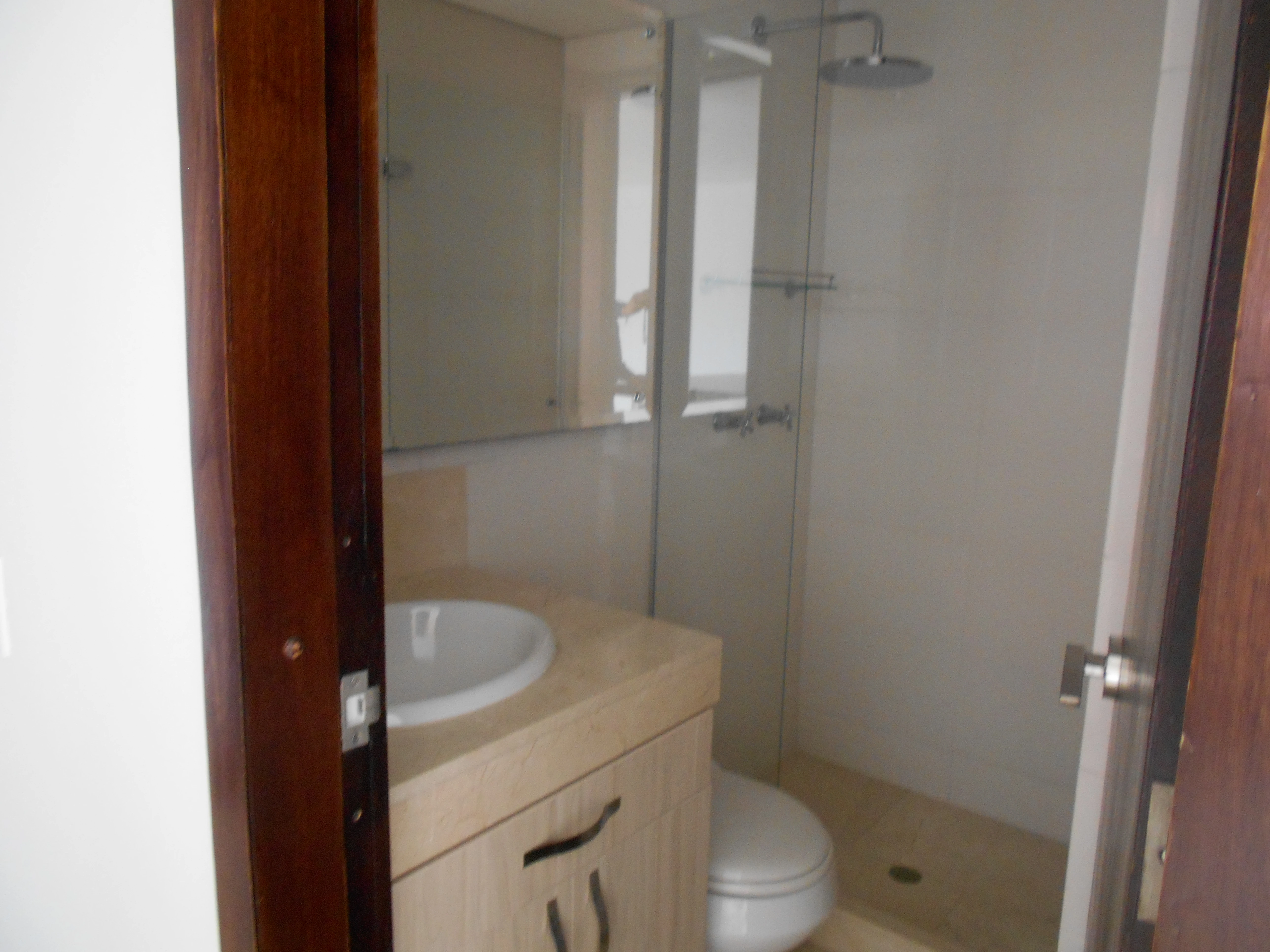 apartamento en arriendo sector Loma del Escobero.