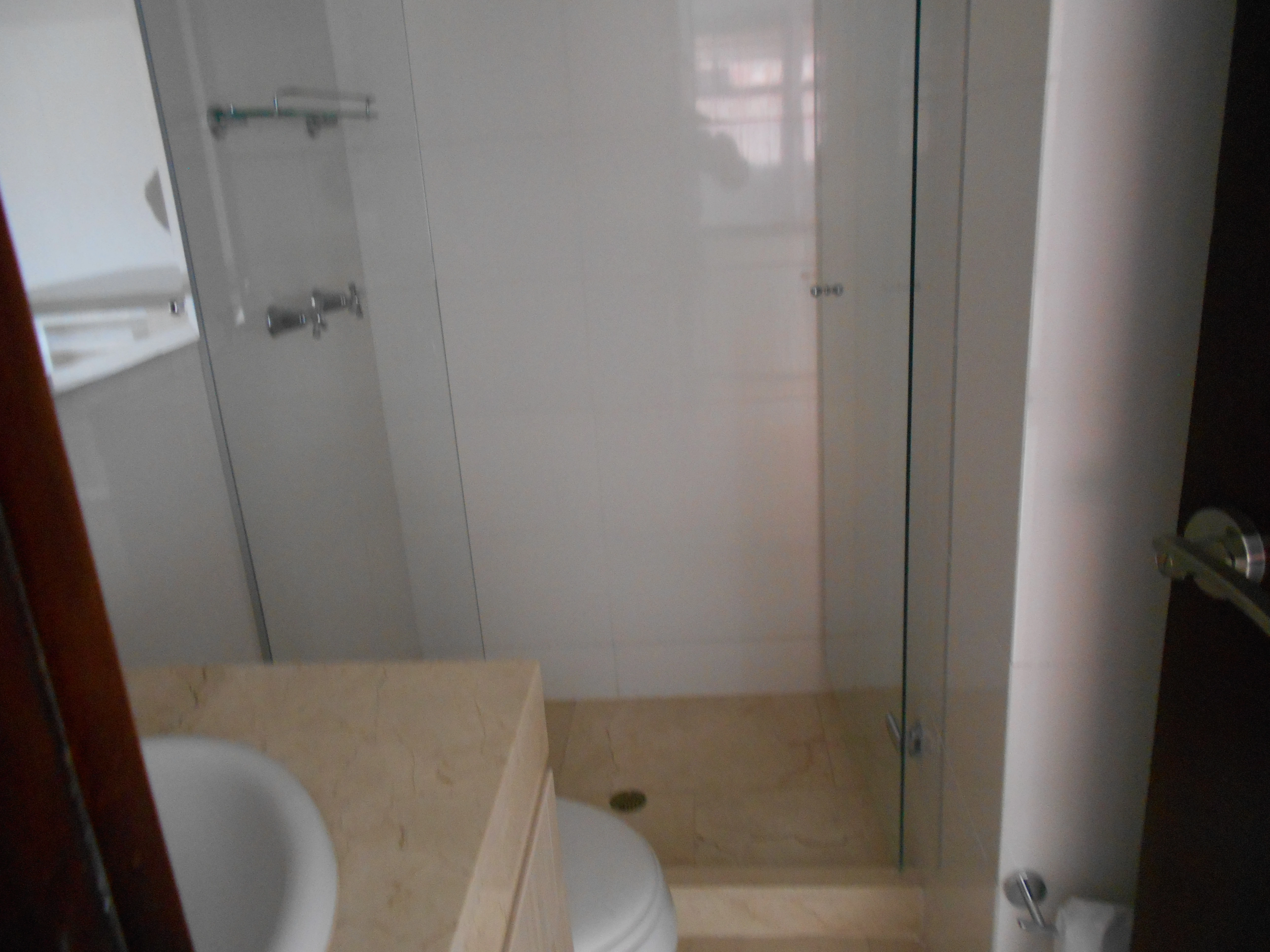 apartamento en arriendo sector Loma del Escobero.