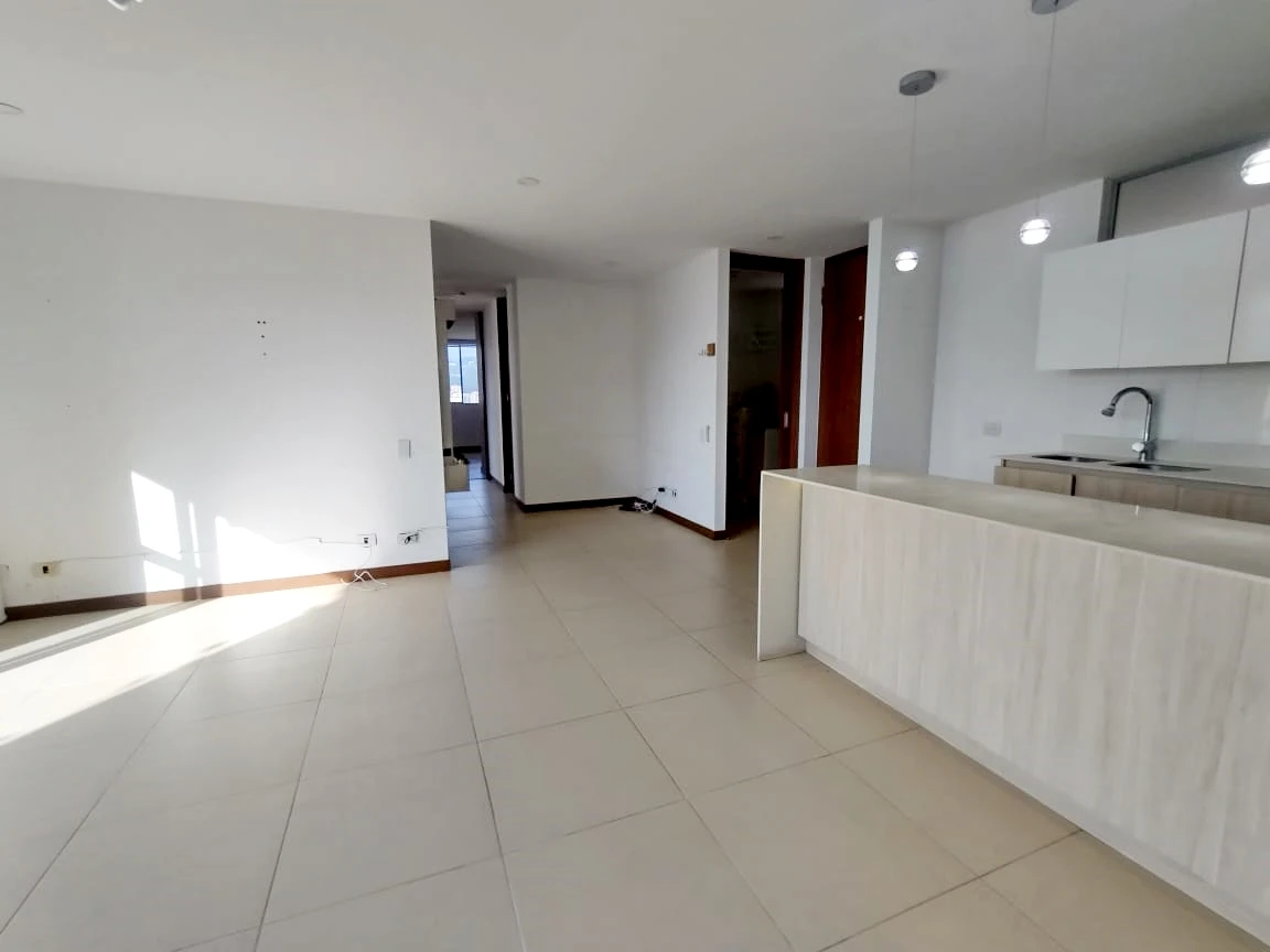 Apartamento en arriendo sector Loma de los Gonzalez