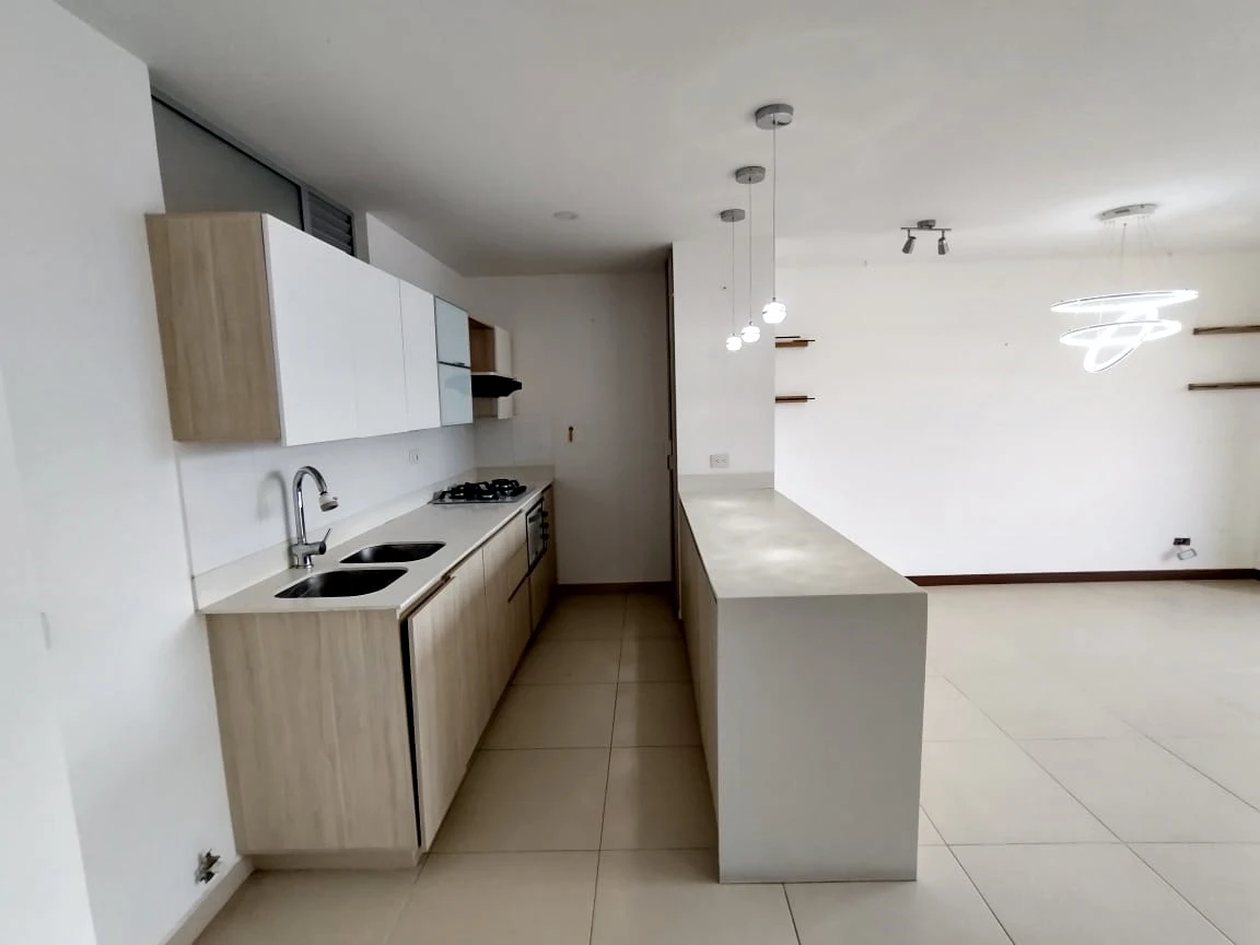 Apartamento en arriendo sector Loma de los Gonzalez