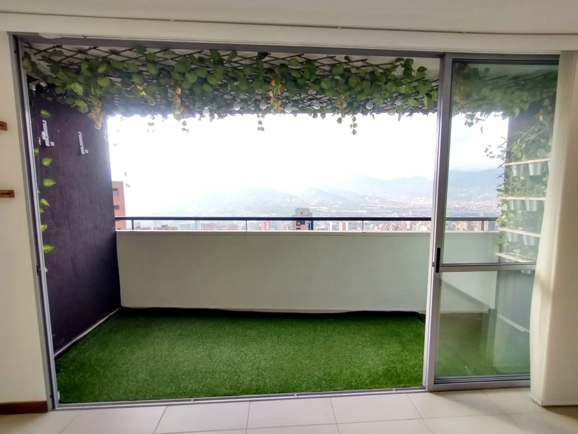Apartamento en arriendo sector Loma de los Gonzalez