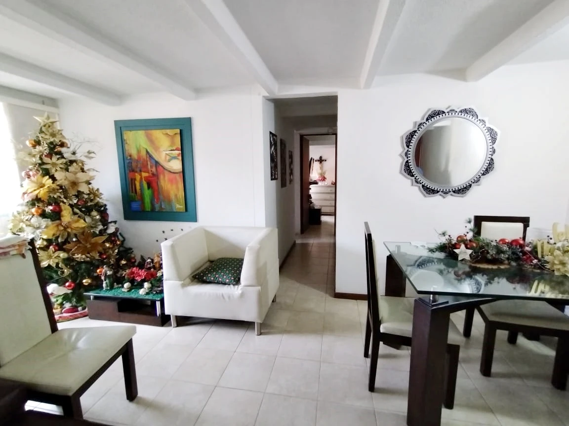 Apartamento en venta sector Loma de los Bernal