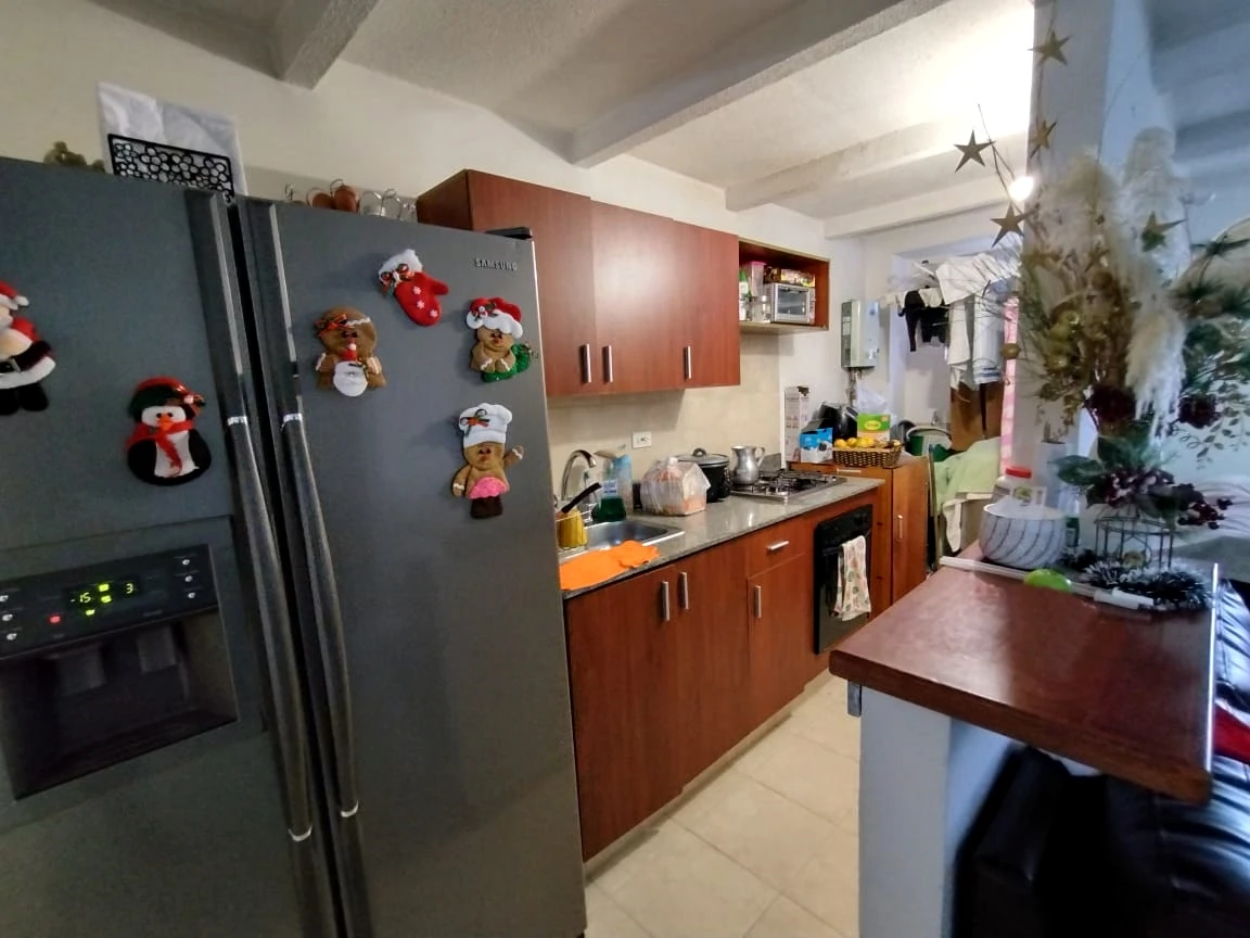 Apartamento en venta sector Loma de los Bernal