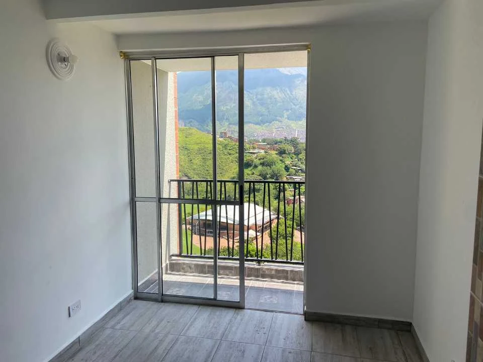 Apartamento en arriendo sector Serramonte