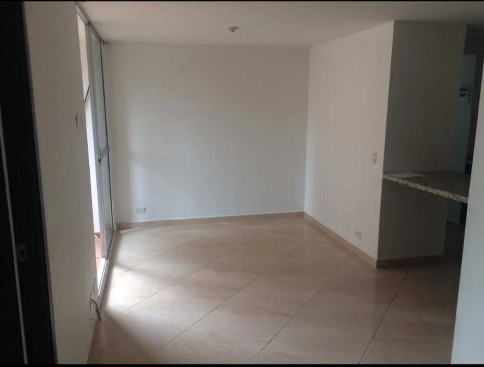 Apartamento en arriendo en sector madera