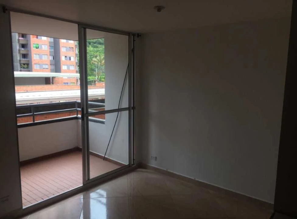 Apartamento en arriendo en sector madera