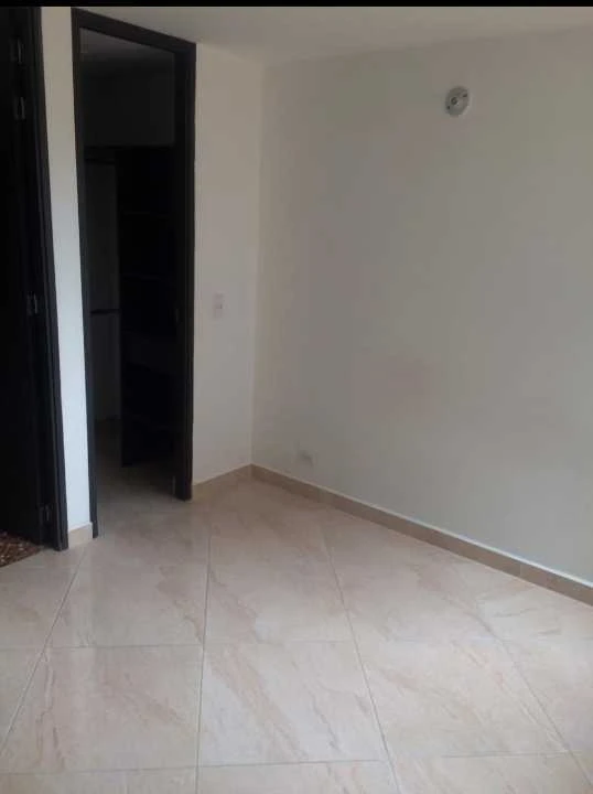 Apartamento en arriendo en sector madera