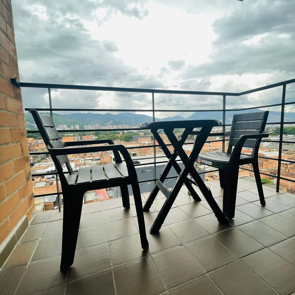 Apartamento amoblado en la Aguacatala