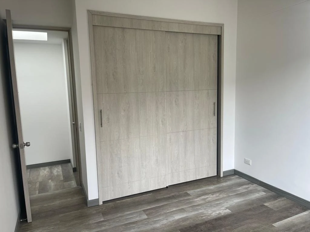 CASA EN ARRIENDO GUALANDAY 