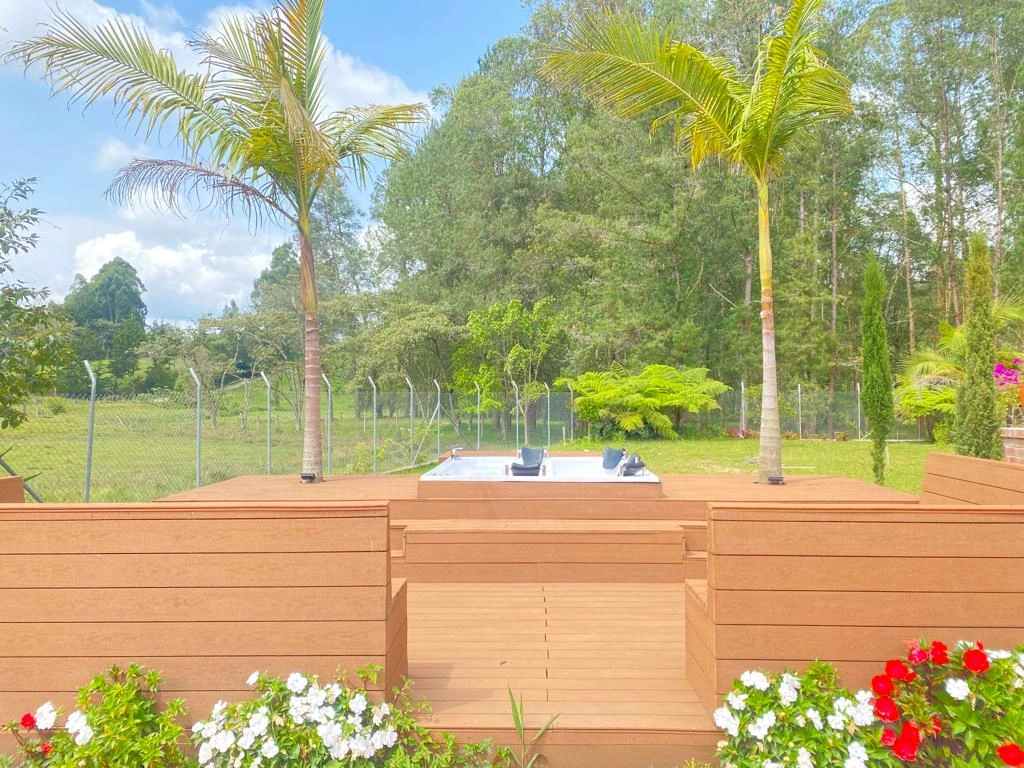 CASA LOTE EN ARRIENDO OJO DE AGUA RIONEGRO