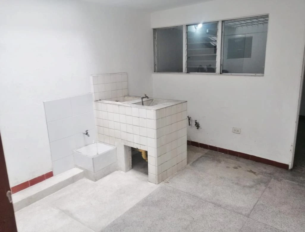apartamento comercial laureles 