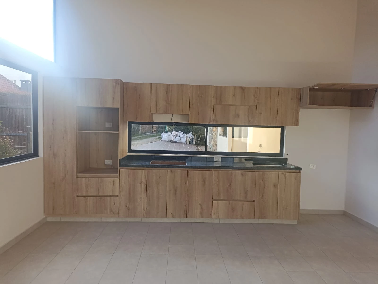 casa en arriendo sector colegios 