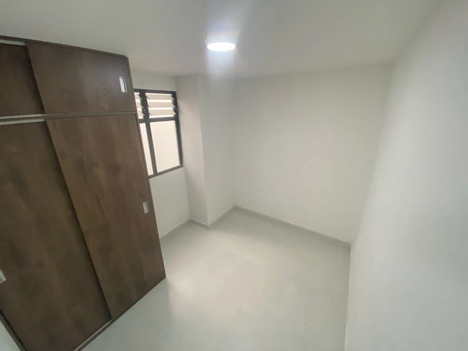 Apartamento en arriendo sector obra 2.000