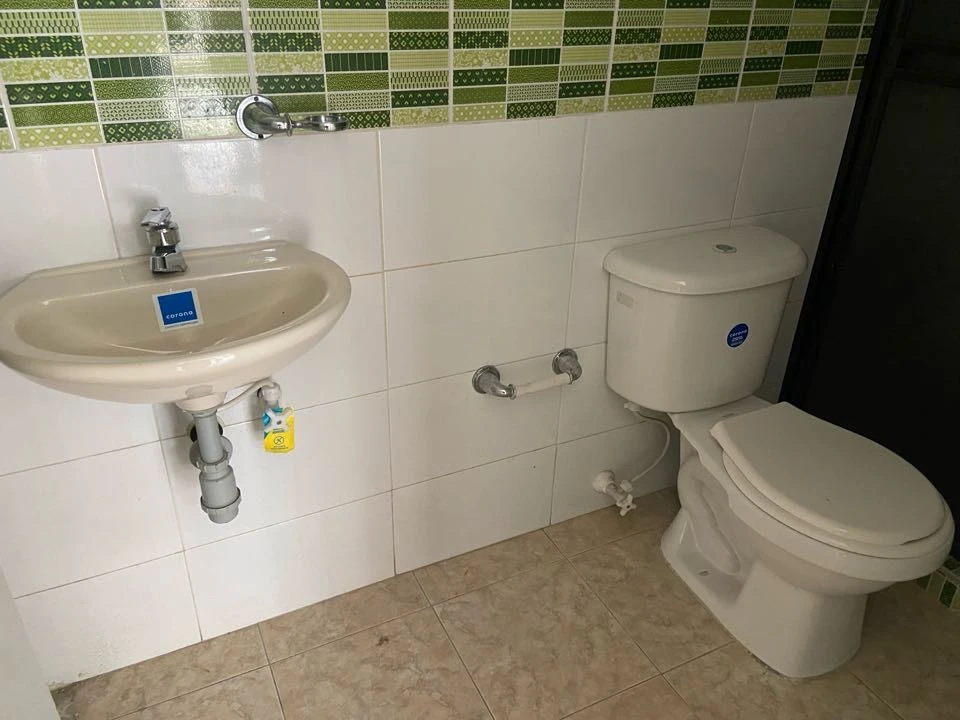 Local en arriendo diagonal Hospital Rosalpi