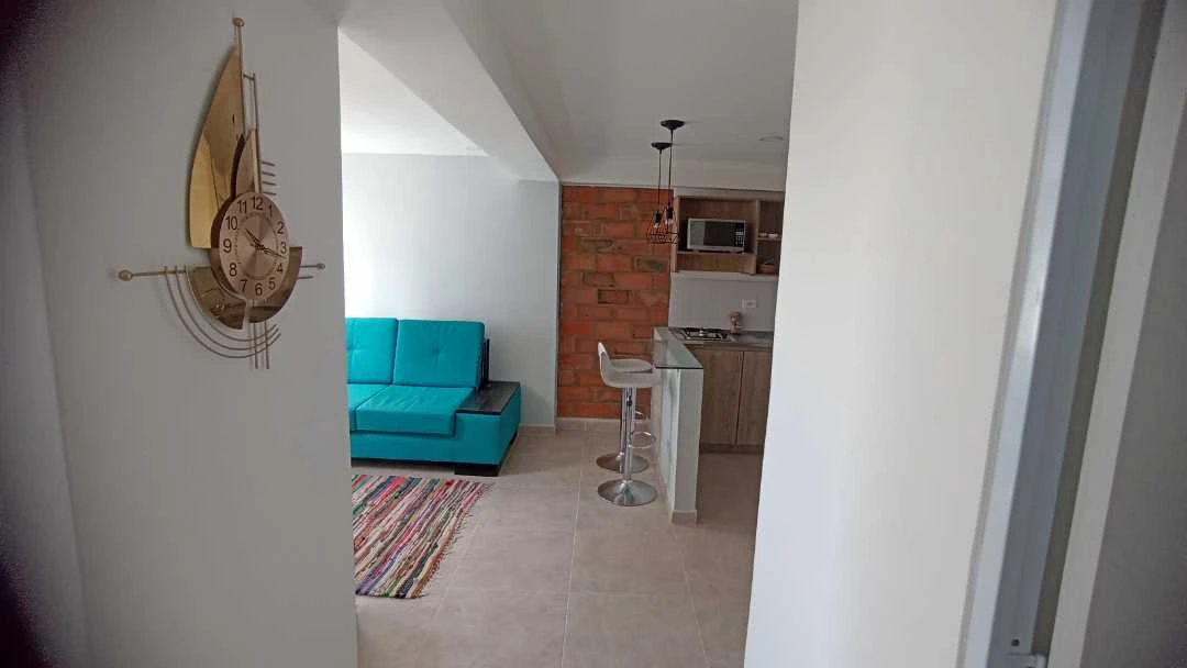 Se vende apartaestudio en urbanización madera nativa  via machado