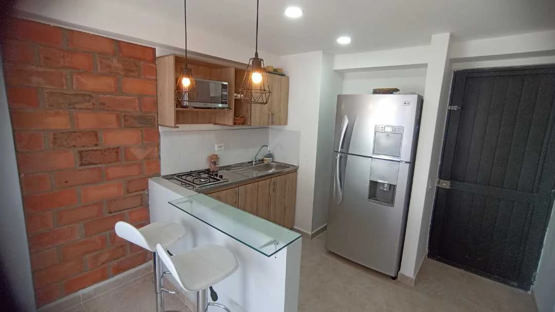 Se vende apartaestudio en urbanización madera nativa  via machado