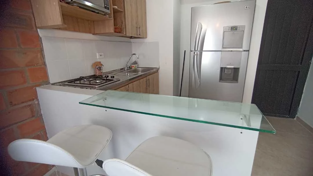 Se vende apartaestudio en urbanización madera nativa  via machado