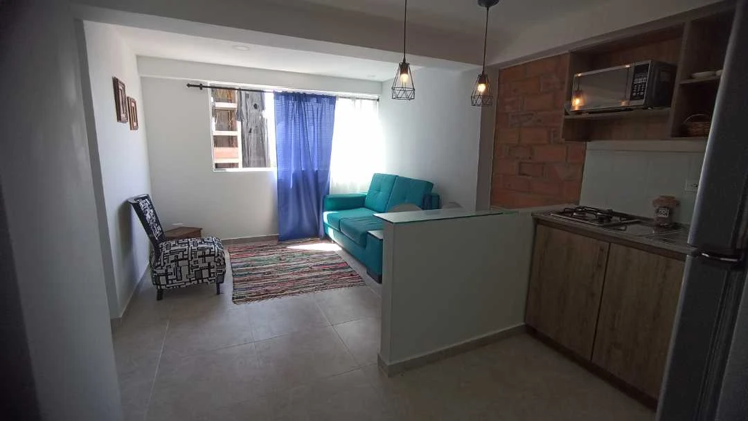Se vende apartaestudio en urbanización madera nativa  via machado